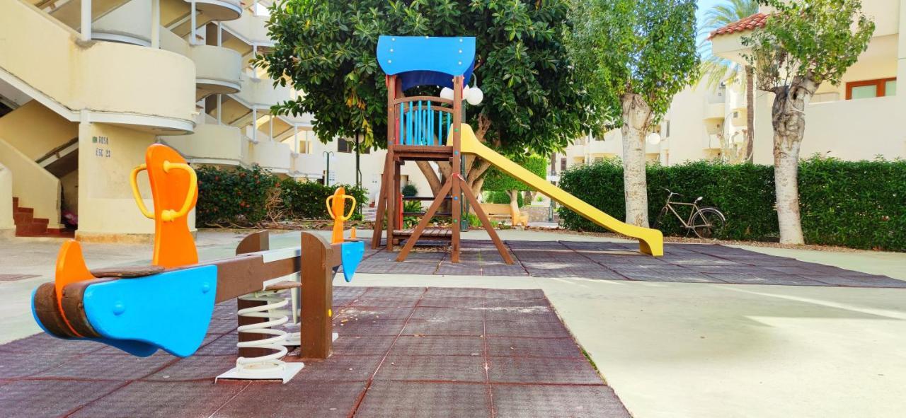 Apartamento La Felicidad II By Denia Costa ภายนอก รูปภาพ
